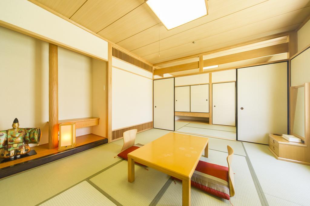 Hotel Hiroshima Sunplaza الغرفة الصورة