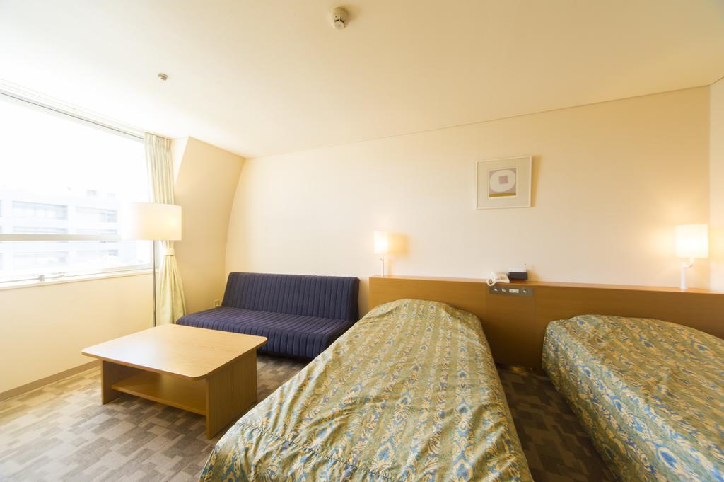 Hotel Hiroshima Sunplaza الغرفة الصورة